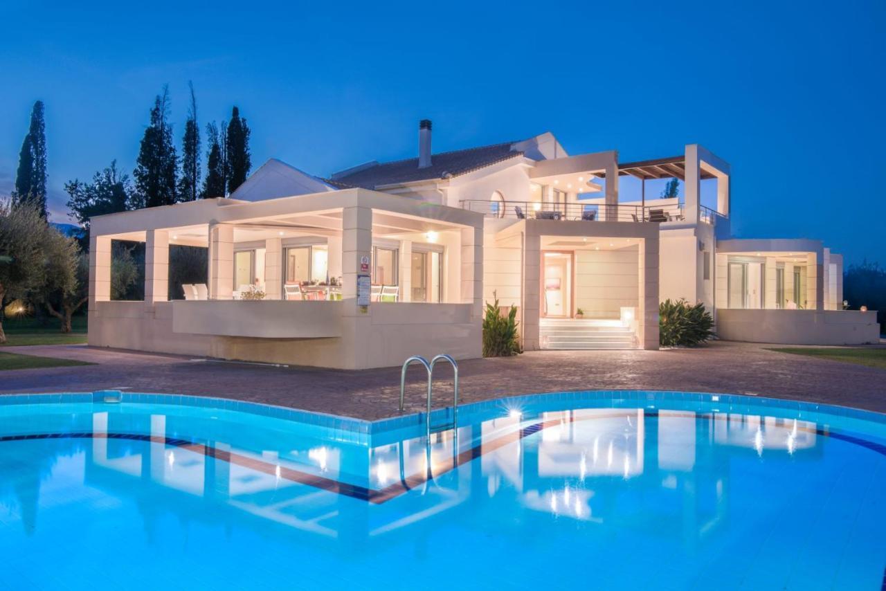 Makhairádhon Astarte Villas - Istar Villa With Tennis Court מראה חיצוני תמונה