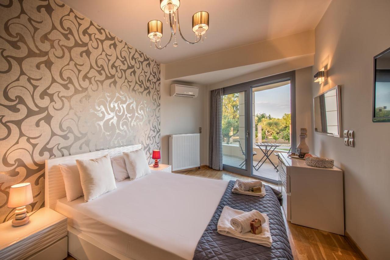 Makhairádhon Astarte Villas - Istar Villa With Tennis Court מראה חיצוני תמונה