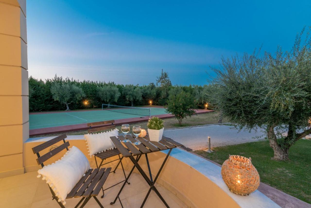 Makhairádhon Astarte Villas - Istar Villa With Tennis Court מראה חיצוני תמונה