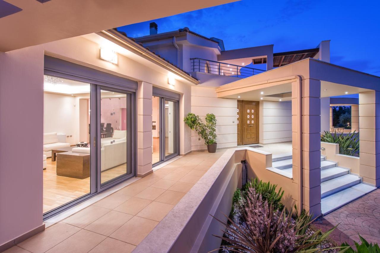 Makhairádhon Astarte Villas - Istar Villa With Tennis Court מראה חיצוני תמונה