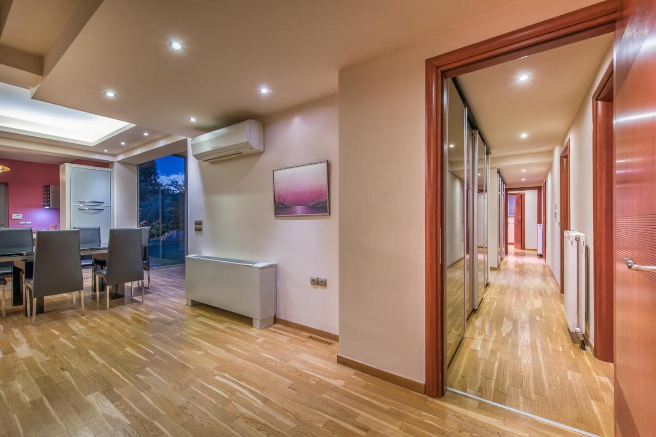 Makhairádhon Astarte Villas - Istar Villa With Tennis Court מראה חיצוני תמונה