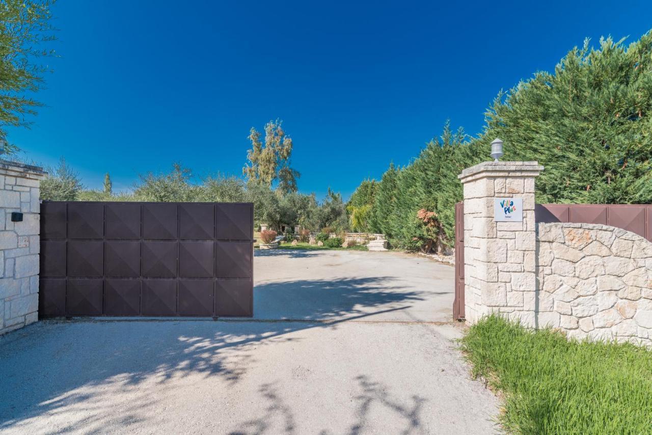 Makhairádhon Astarte Villas - Istar Villa With Tennis Court מראה חיצוני תמונה