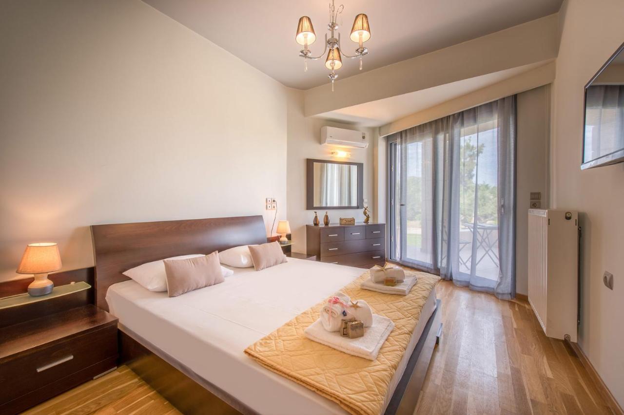 Makhairádhon Astarte Villas - Istar Villa With Tennis Court מראה חיצוני תמונה