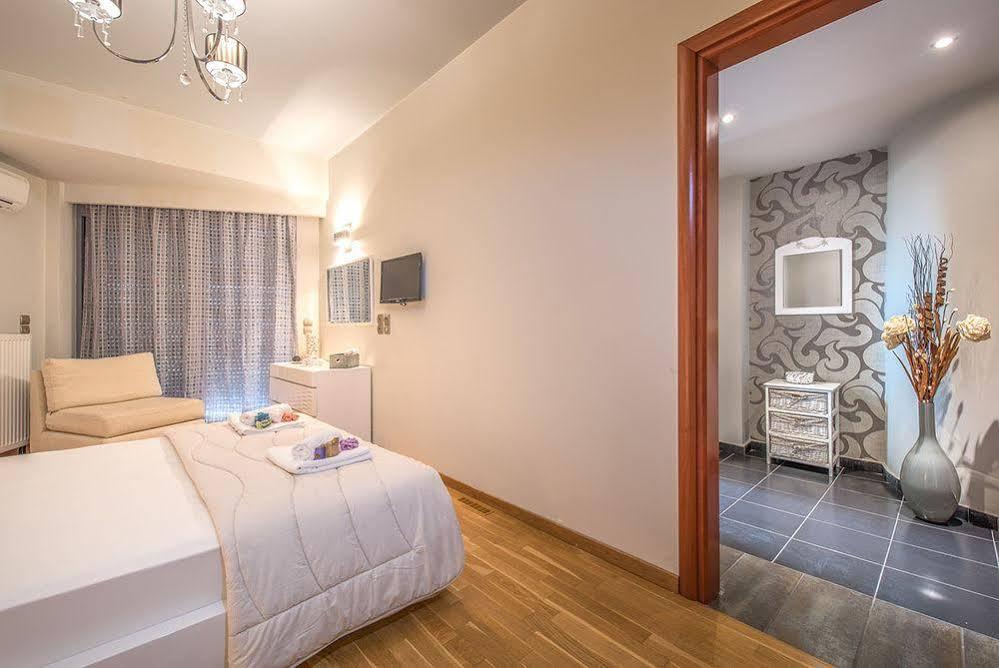 Makhairádhon Astarte Villas - Istar Villa With Tennis Court מראה חיצוני תמונה