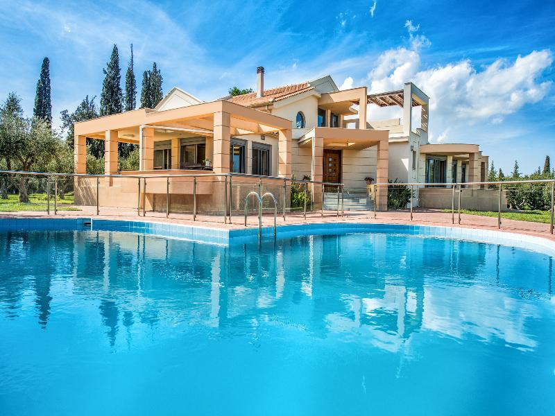 Makhairádhon Astarte Villas - Istar Villa With Tennis Court מראה חיצוני תמונה