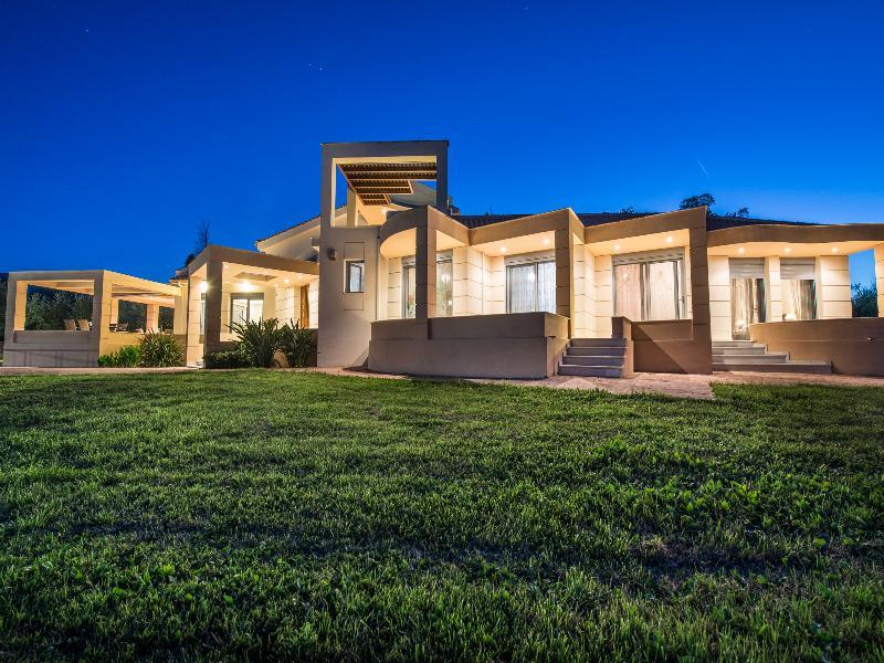 Makhairádhon Astarte Villas - Istar Villa With Tennis Court מראה חיצוני תמונה