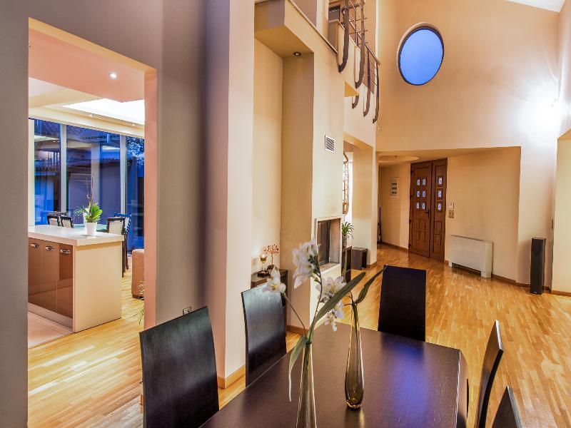 Makhairádhon Astarte Villas - Istar Villa With Tennis Court מראה חיצוני תמונה