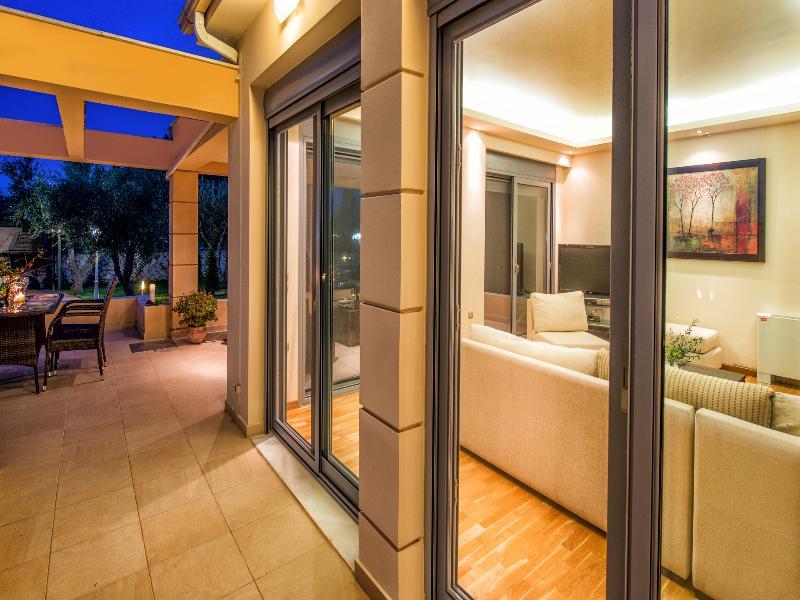 Makhairádhon Astarte Villas - Istar Villa With Tennis Court מראה חיצוני תמונה